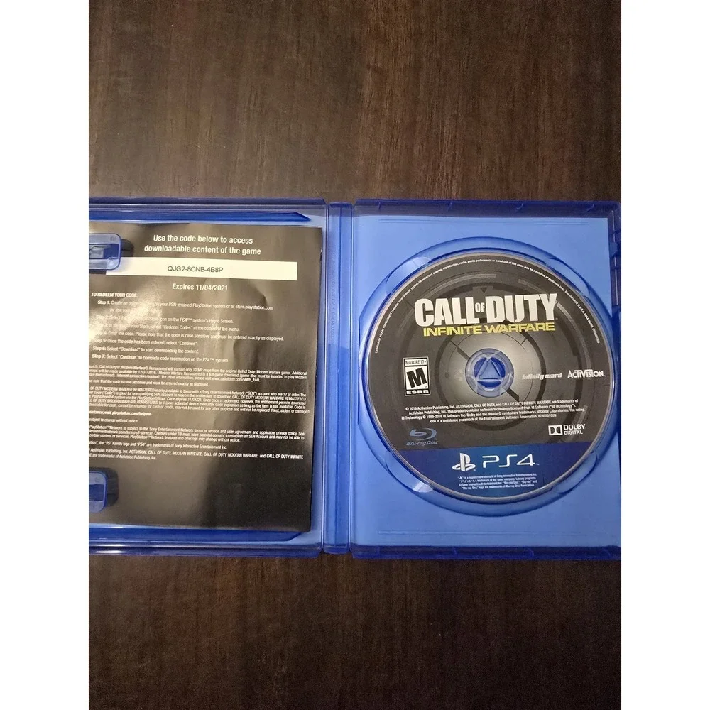 Playstation 4 Call of Duty Infinite Warfare Legacy Edition